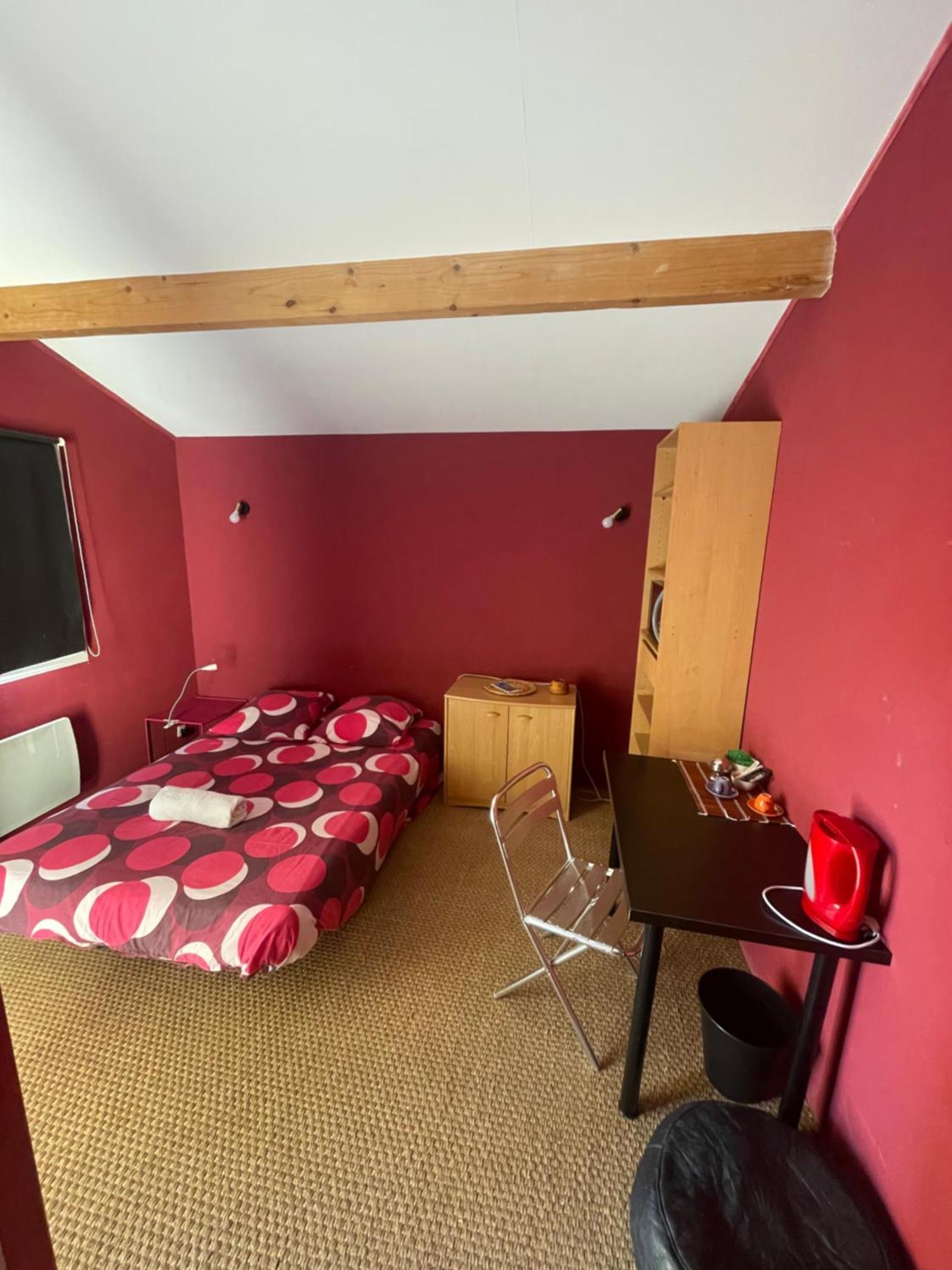 La Petite Maison Chez Jp Chassieu Ngoại thất bức ảnh